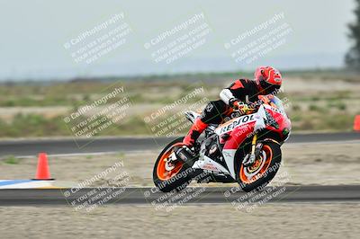 media/Apr-18-2025-TrackDaz (Fri) [[45f5874c44]]/C Group/Session 1 (Turn 7)/